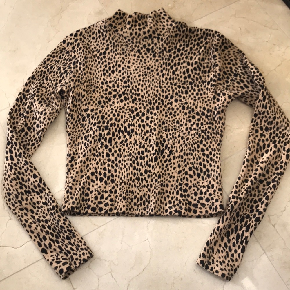 Brandy Melville top